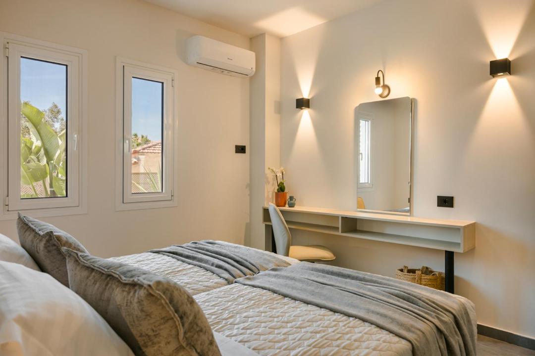 X Luxury Suites Аргостолион Экстерьер фото