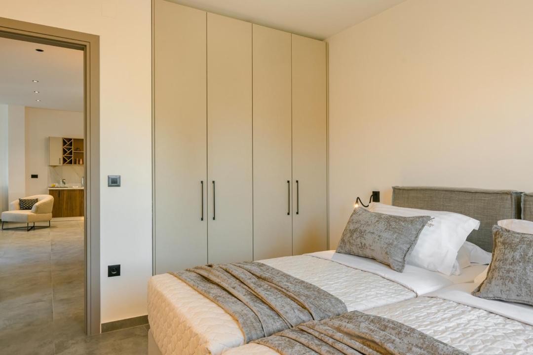 X Luxury Suites Аргостолион Экстерьер фото